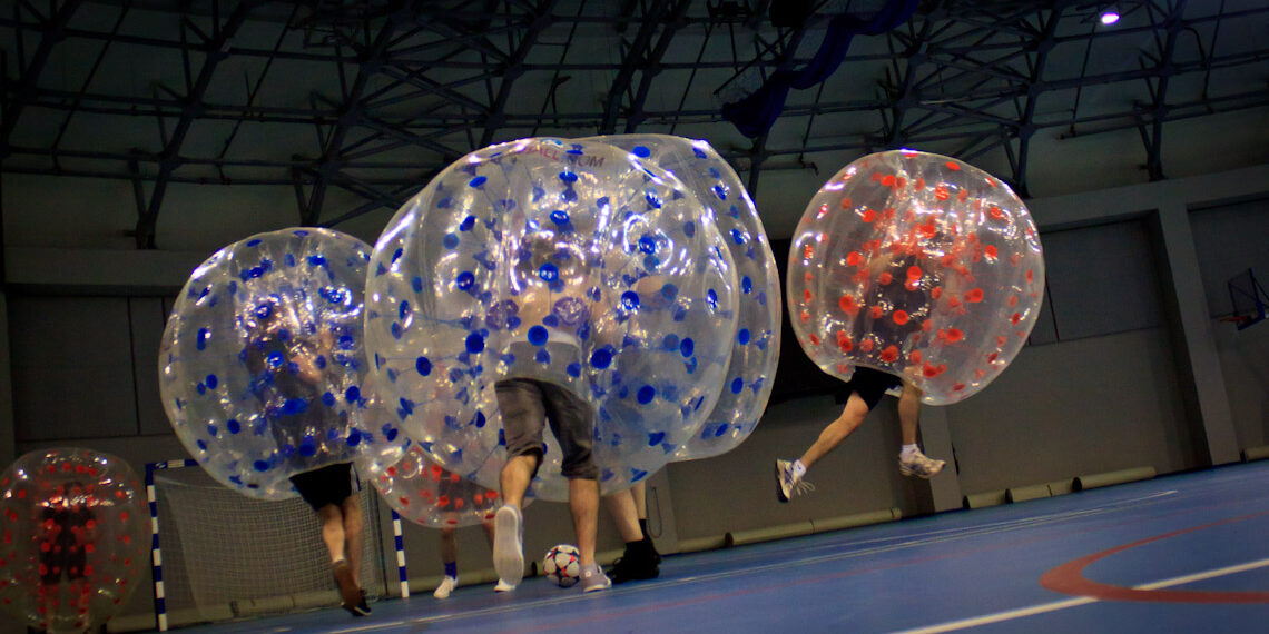 Bumper Ball game types – Bubble Sumo and a match